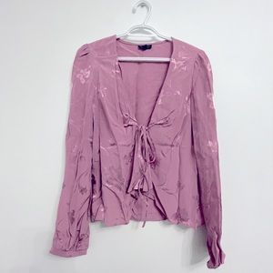 Lovely purple/pink front tie Topshop blouse, size US4 (small).